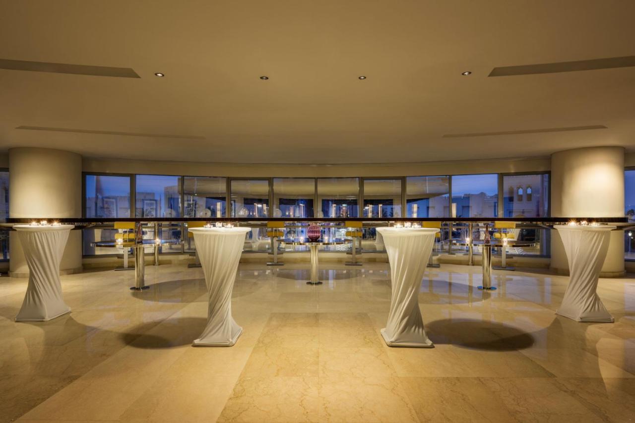 Qabila Westbay Hotel By Marriott Doha Bagian luar foto The lobby