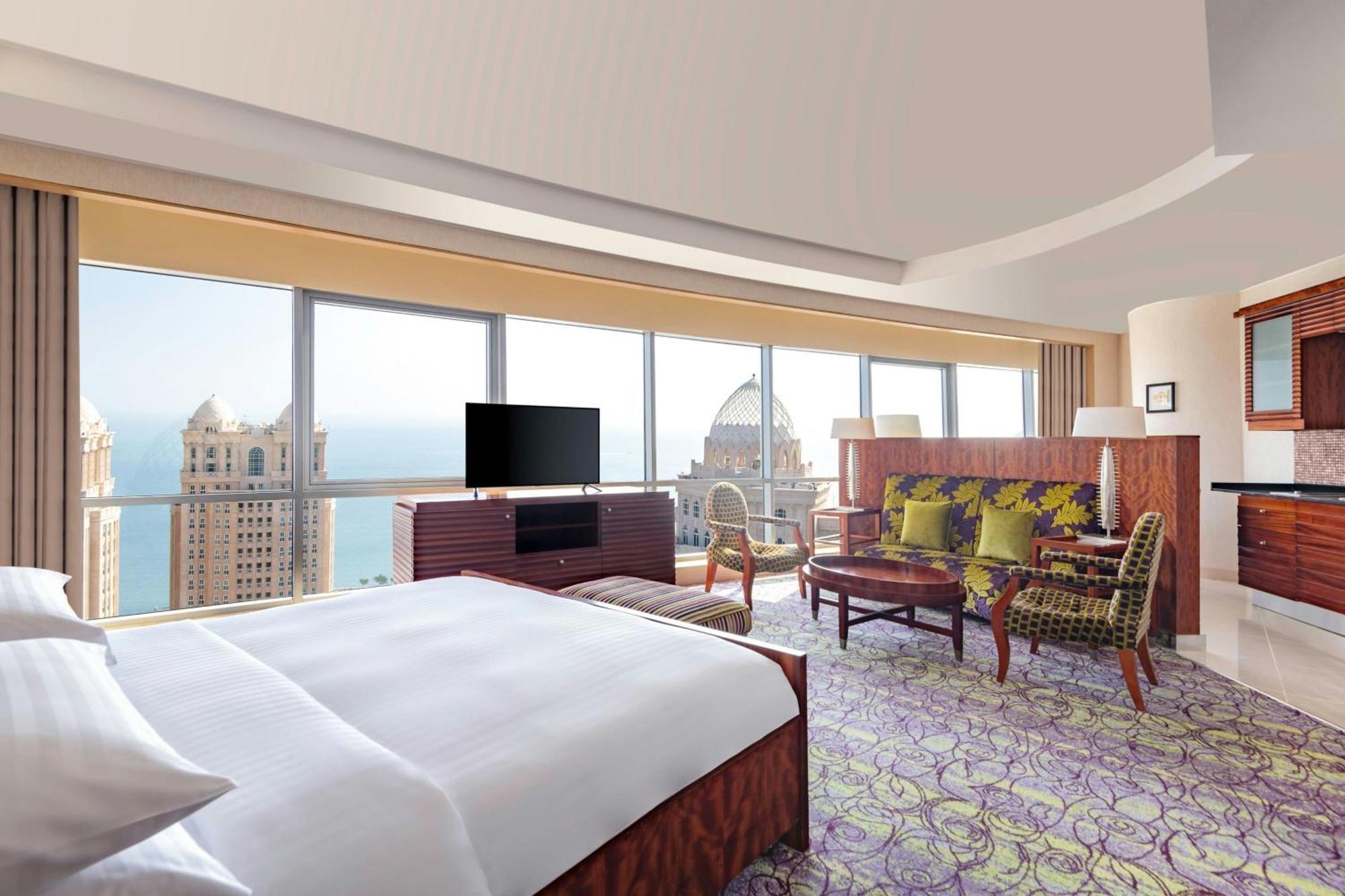 Qabila Westbay Hotel By Marriott Doha Bagian luar foto A suite at the Jumeirah Atlantis