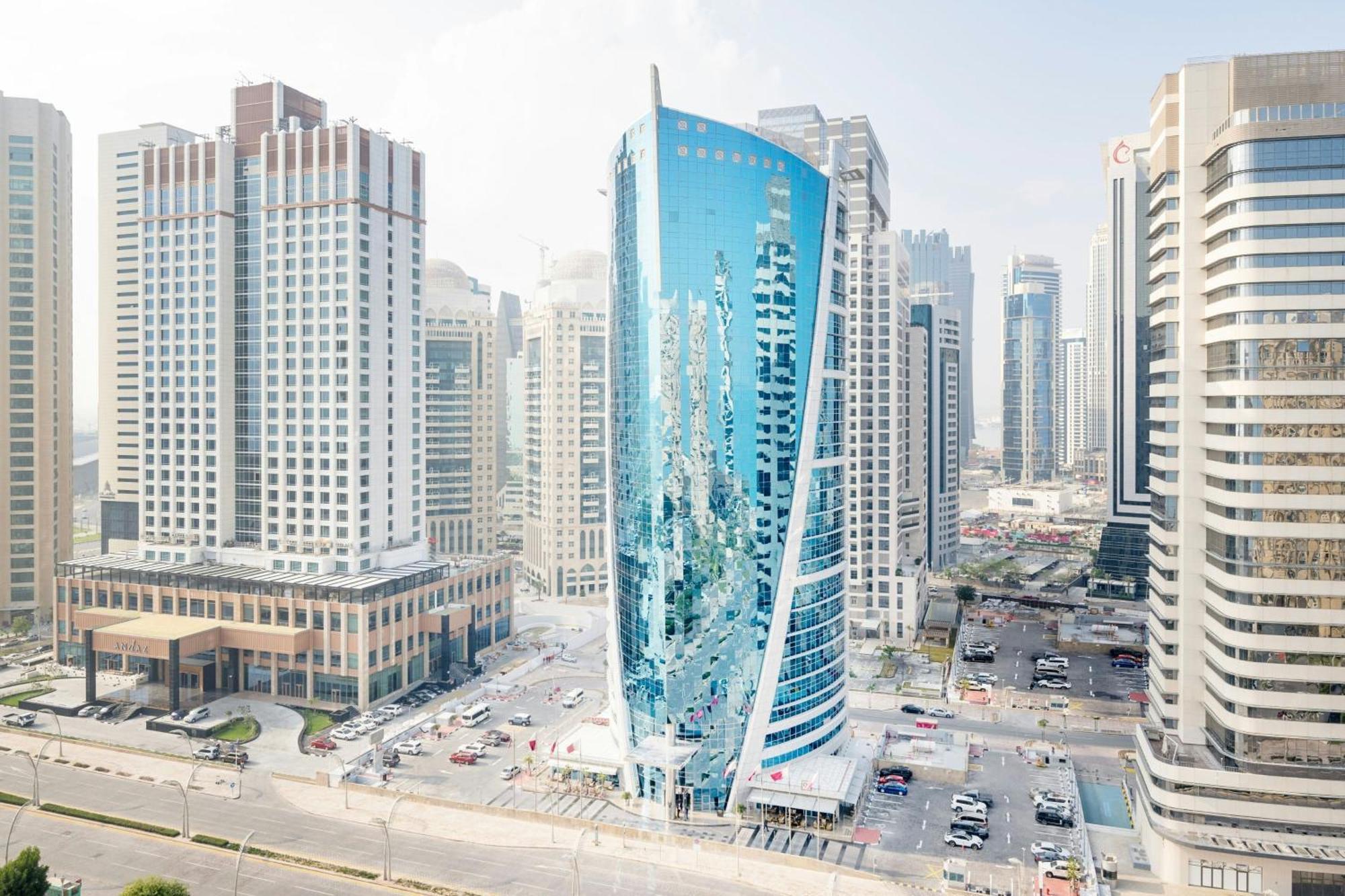 Qabila Westbay Hotel By Marriott Doha Bagian luar foto The hotel in 2015