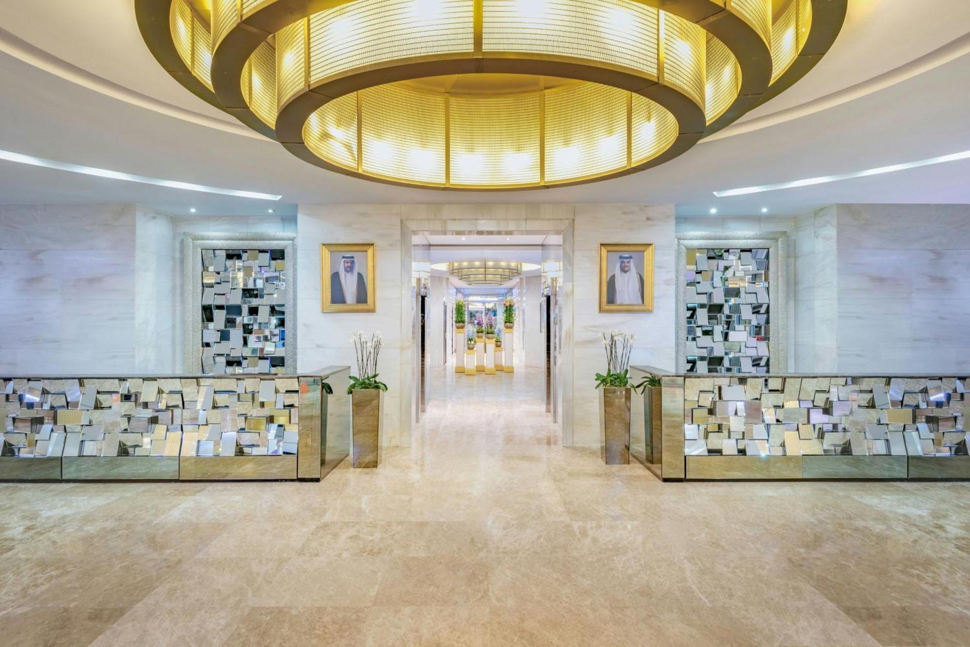 Qabila Westbay Hotel By Marriott Doha Bagian luar foto Lobby